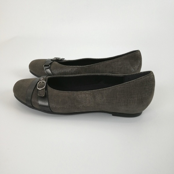 Munro Slip On Loafers Flats 9M Gray Nubuck - Picture 6 of 8